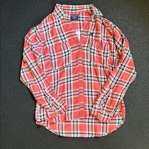 NWT A&F - Women’s Plaid Button Down Shirt (Boyfriend style)